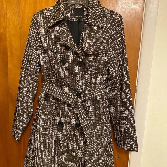 The Limited Jackets & Blazers - The Limited Women’s Coat (Raincoat) Brown snd White Geometric Print, Size M